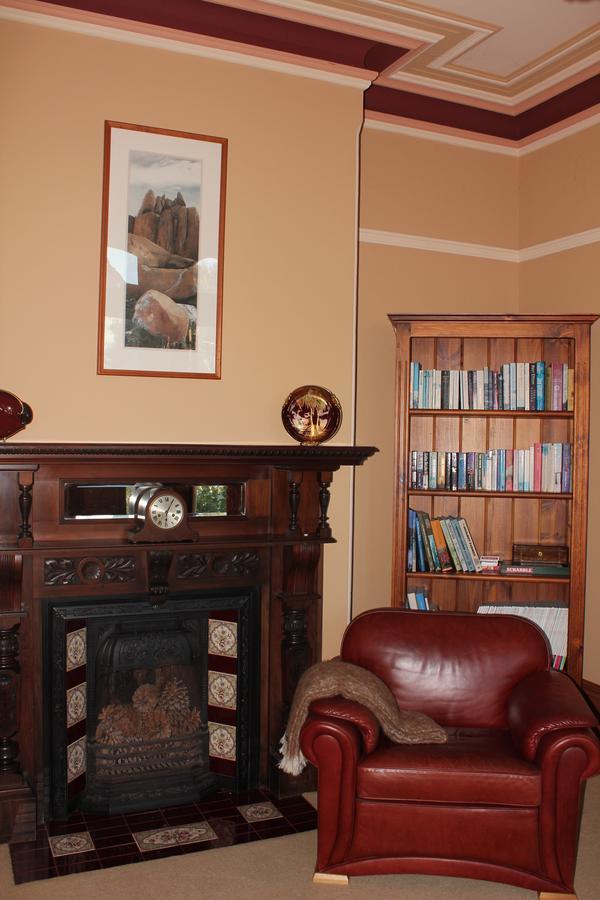Turret House Bed & Breakfast Launceston Bagian luar foto
