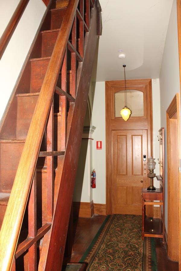 Turret House Bed & Breakfast Launceston Bagian luar foto