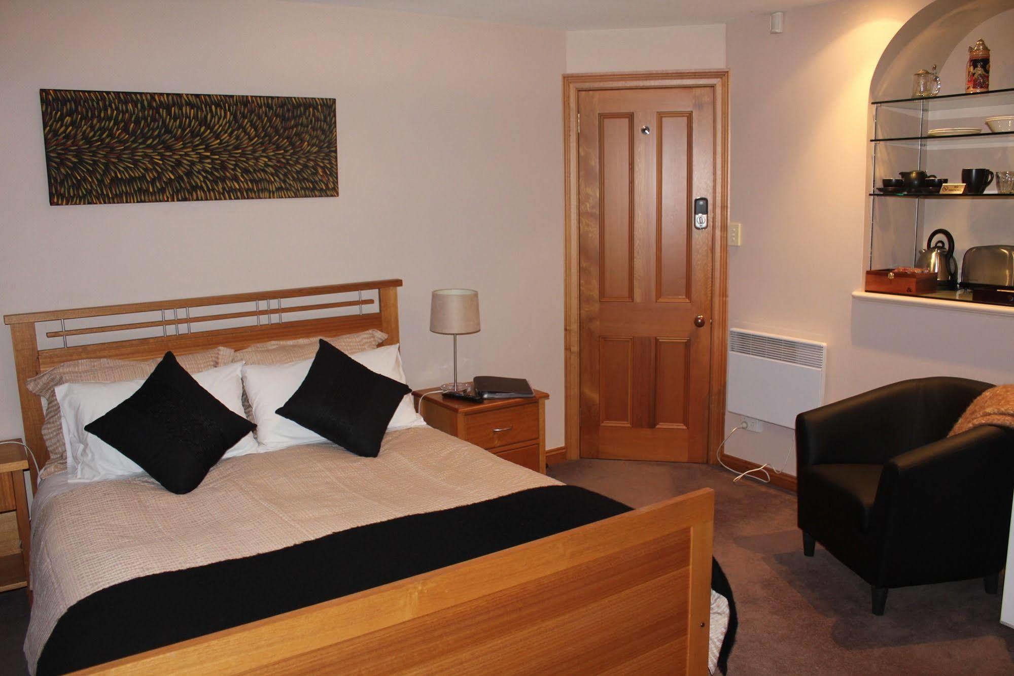 Turret House Bed & Breakfast Launceston Bagian luar foto